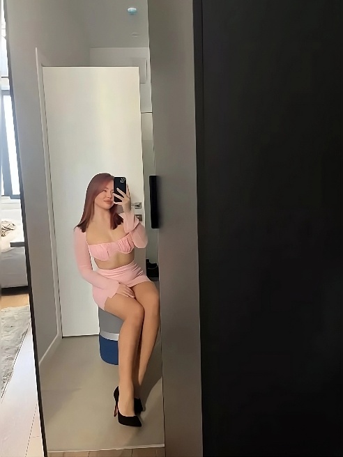 Ева💖 Я очень внимательна, влюбчива и чувственна☺️ Ева💖 Я очень внимательна, влюбчива и чувственна☺️
