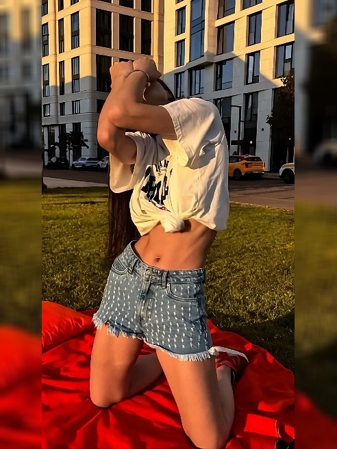 Доброго времени суток, дорогой 👑

Меня зовут Диана и я та девушка, встреча с которой для тебя точно станет незабываемой)