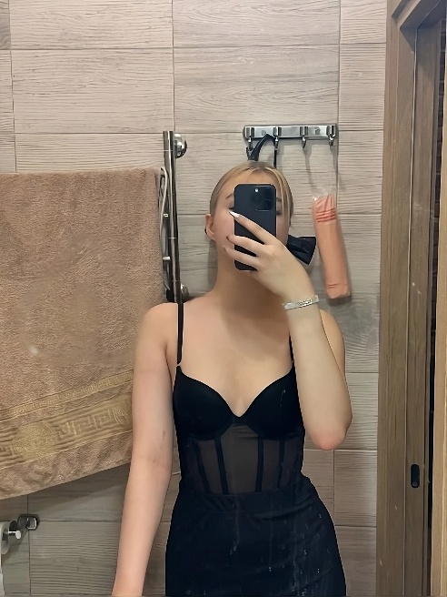 Меня зовут Злата😘, приятно познакомиться❤️ 🍓 Спортсменка и просто красавица, молодая и ухоженная, впервые на сайте ❤️ жду тебя!