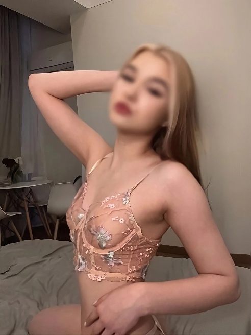 Меня зовут Злата😘, приятно познакомиться❤️ 🍓 Спортсменка и просто красавица, молодая и ухоженная, впервые на сайте ❤️ жду тебя!
