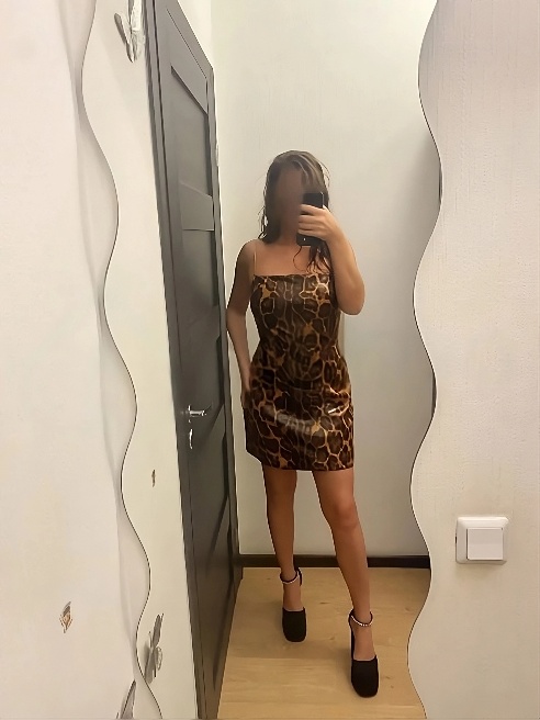 Загорелая обладательница Потрясающего Бюста и незабываемых бедер 🤤 Загорелая обладательница Потрясающего Бюста и незабываемых бедер 🤤