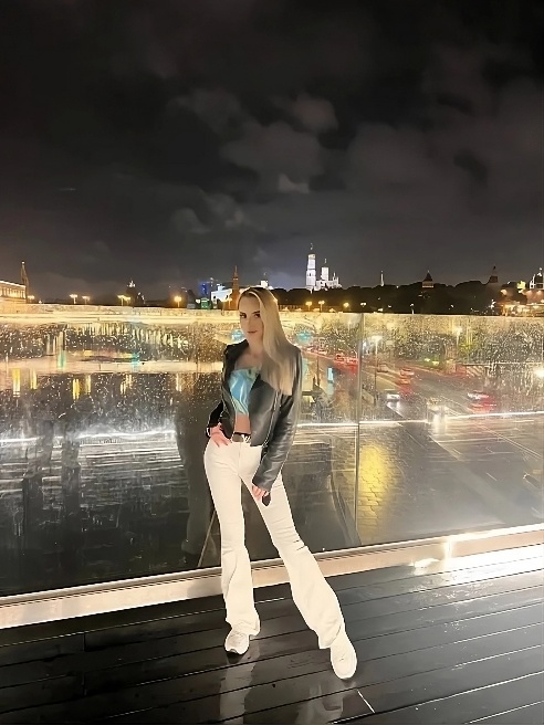 Встречусь у себя или приеду к тебе 🚘 
Читай описание😘
еще…