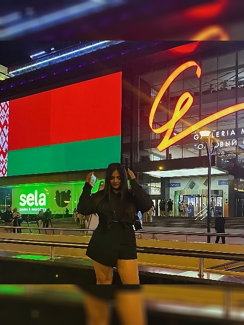 Привет, я Моника! 💋 Страстная, нежная и чувственная, я знаю, как сделать этот момент незабываемым. Позволь мне подарить тебе...