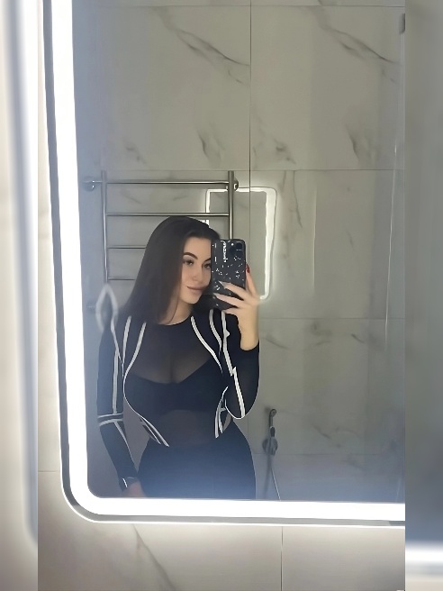 Всем приветики 💖меня зовут Vikki ,я великолепная любовница 💖