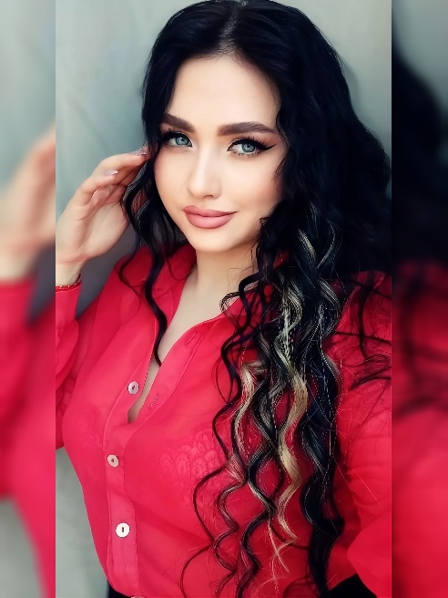 Я - Мила, и я здесь, чтобы ты почувствовал, что такое настоящий экстаз. Хочешь трахнуть меня так, чтобы я кричала от удовольствия и умоля... Я - Мила, и я здесь, чтобы ты почувствовал, что такое настоящий экстаз. Хочешь трахнуть меня так, чтобы я кричала от удовольствия и умоля...
