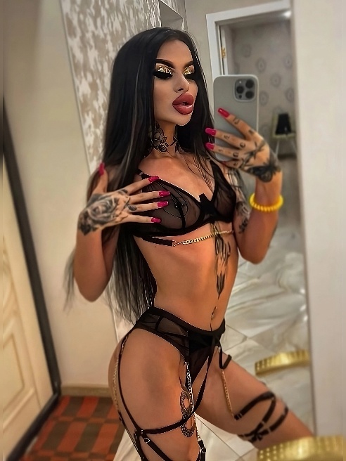 Сведу тебя с ума❤🔥. Очень нежная, чувственная и приятная во всех отношениях девочка🔥.3 размер груди 🫶Модельная внешность🔥, стройные ножки...