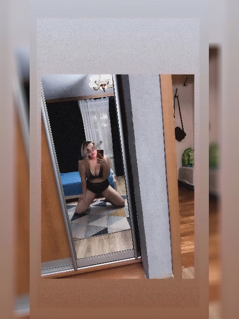 Отлично меняю тактики и всё это мокро…
			
				var txtTop = document.getElementById('txt_top'),
				txtTopI = txtTop.children[0];
				i...