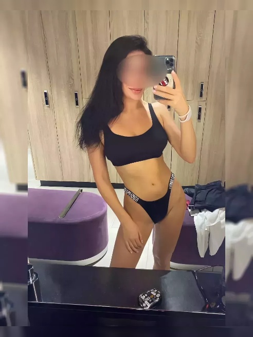 ♥Жгучая брюнетка со спортивной фигурой , которая очень любит Горловой минет. Хочешь попробовать?
🔥Я здесь новенькая и хотела бы познак... ♥Жгучая брюнетка со спортивной фигурой , которая очень любит Горловой минет. Хочешь попробовать?
🔥Я здесь новенькая и хотела бы познак...