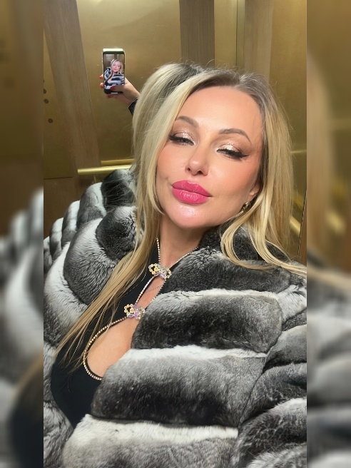 Больше фото и видео в моём телеграмм канале! ❤️
За доступом писать @Eva1906
Два моих высших образования🍑🍑
Узкая специализация и... Больше фото и видео в моём телеграмм канале! ❤️
За доступом писать @Eva1906
Два моих высших образования🍑🍑
Узкая специализация и...