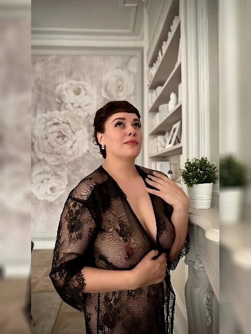 💖💙Нежная чувственная девочка💙💖

😍Буду рада обслужить тебя😍

💋💦Чудесный отсос и страстный секс💦💋

✅☑️МБР ОВР, АНИЛИНГУС ВКЛЮЧЕНЫ✅☑️

