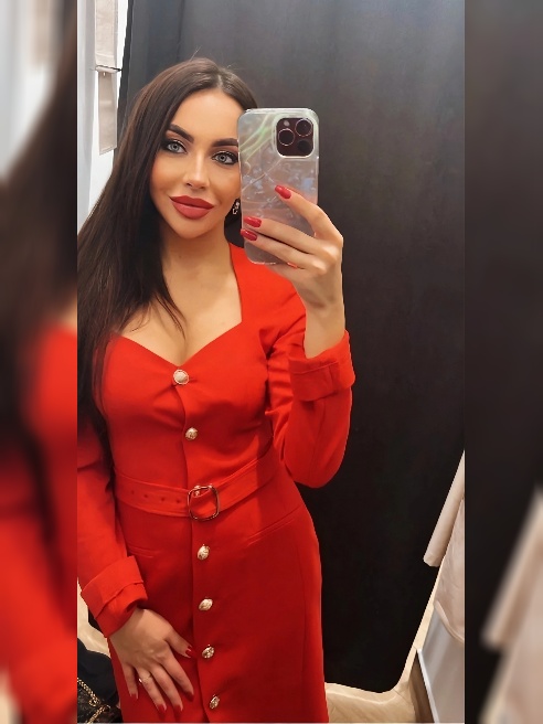 Среди темных ночей ты найдешь меня, яркую звезду, сверкающую сексуальным магнетизмом и таинственным обаянием. Позволь мне увести тебя в м...