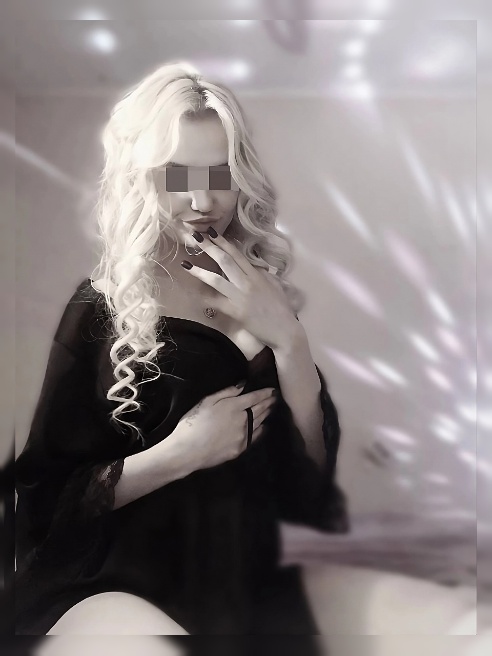 Добро пожаловать на мою страничку



Предпочтения:



-Очень люблю , позу 69 😏😈😇

Обожаю делать минет, а особенно глубокий😍 во время нежн...