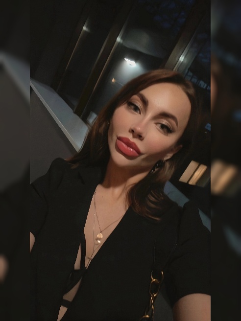⭐️💦Привет! Я та, кто не скрывает своей свободной натуры и открытого подхода к жизни. Мое обаяние притягивает внимание, а моя уверенность...