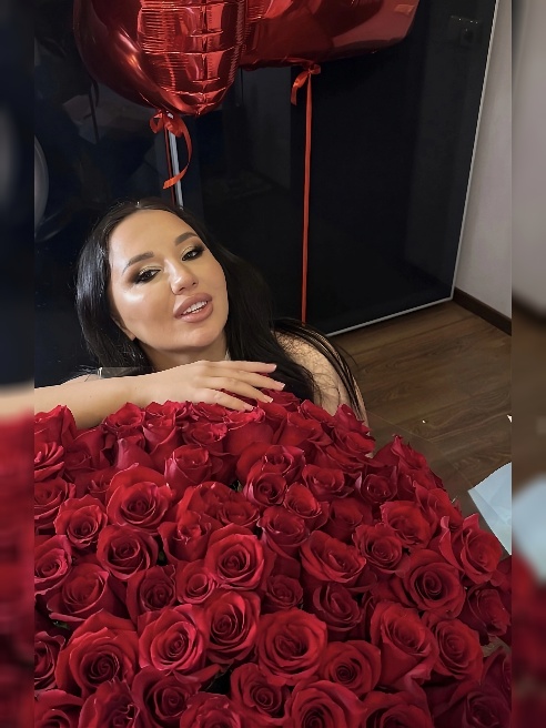 Меня зовут Элина, мне 23 года(возраст реальный).На связи 24/7,звони!Я люблю свою профессию, мне приятно проводить время с мужчинами, а ко...