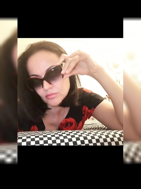 Яркая и стройная, нежная и страстная,  чувственная и темпераментная Золотая Рыбка т.+7(916)026-52-27  исполнит именно Ваши эротические фа...