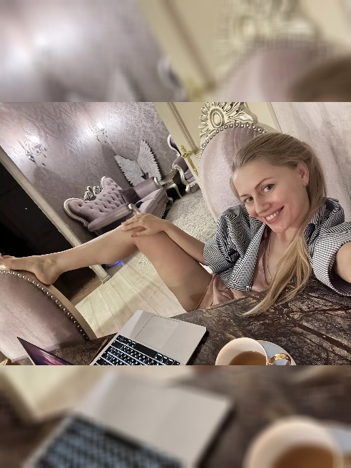 Историк-искусствовед , специализируюсь исключительно на шедеврах 🥰
Историк-искусствовед , специализируюсь исключительно на шедеврах 🥰