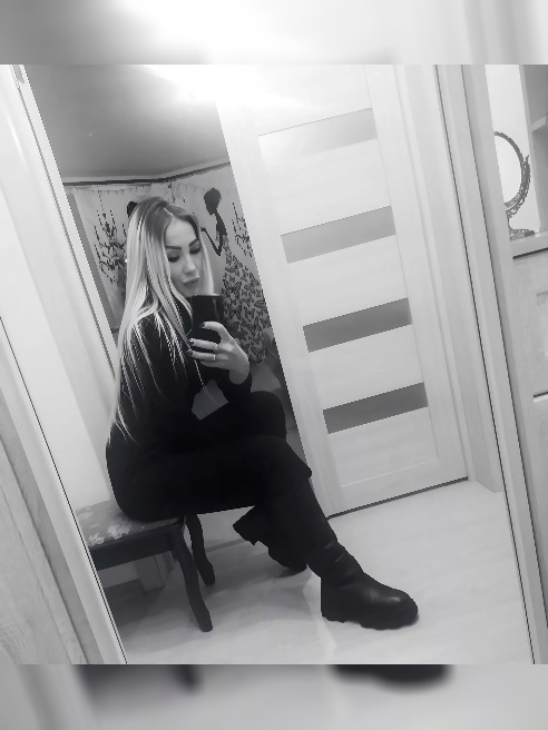 ♥♥♥На фото точно я красивая блондиночка😘😘😘! Мне не интересно, чтоб вы приходили и уходили. Поэтому я не ставлю чужие или отфотошопленные...