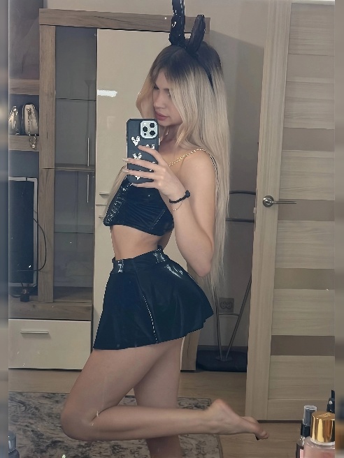 ВПЕРВЫЕ НА САЙТЕ 🌸



МБР ВКЛЮЧЕН В ЧАС💋



Спортивная, молодая малышка безумно ждет встречи с щедрым и приятным мужчиной 🥰

ЕСТЬ WH...
