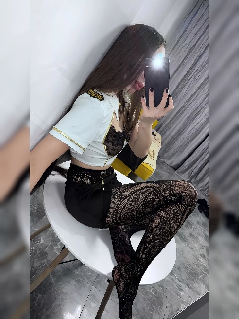 Привет💋

Я нежная и чувственная азиаточка, которая обожает ласки и прикосновения от мужчин.  Люблю дарить удовольствие и знаю, как сделат...