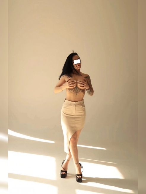 Впервые в этой сфере! Меня зовут Даяна ,мне 22 Я SEXY брюнеточка Фото 100% 

Mou Фоточки все абсолютно без ретуши,на связи я практически...