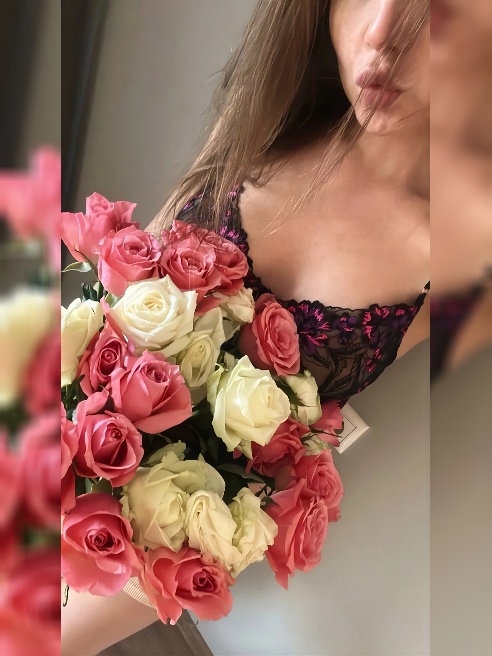 Последние дни в Москве🥰
Привет! Я Евгения - ухоженная и сексуальная девушка, готовая сделать нашу встречу незабываемой. Мне 28 лет, в... Последние дни в Москве🥰
Привет! Я Евгения - ухоженная и сексуальная девушка, готовая сделать нашу встречу незабываемой. Мне 28 лет, в...