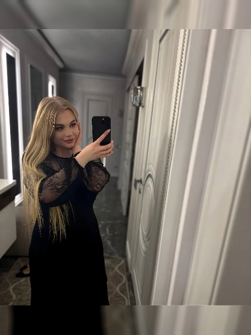Позвони мне прямо сейчас, и мы создадим ночь, полную огня, страсти и безумного наслаждения. 

Жду твоего звонка, мой ненасытный любовник,...